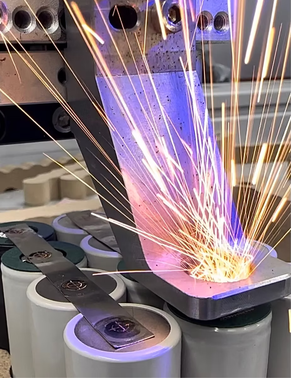 Laser welding copper battery interconnects